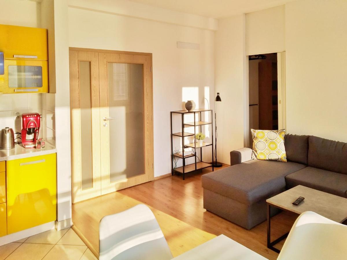 Yellow Apartment 오스트라바 외부 사진