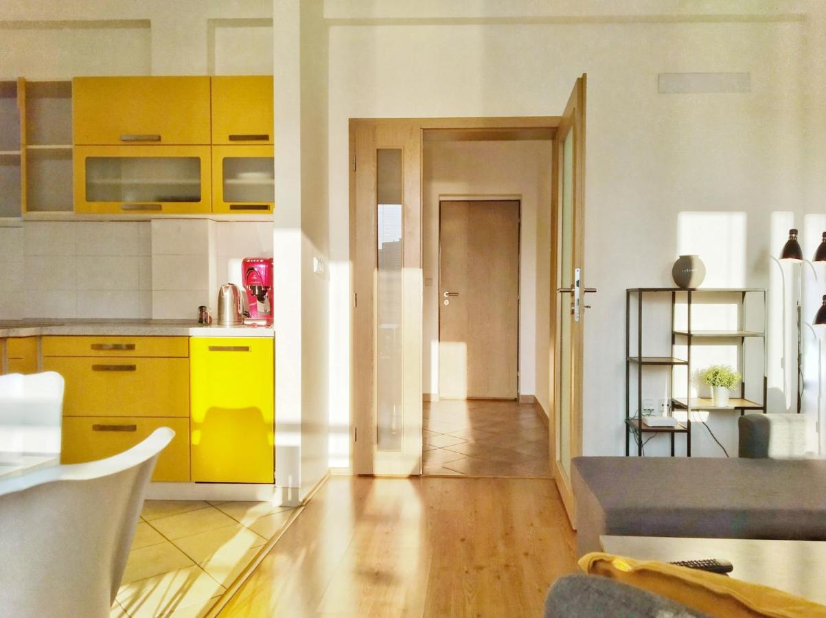 Yellow Apartment 오스트라바 외부 사진